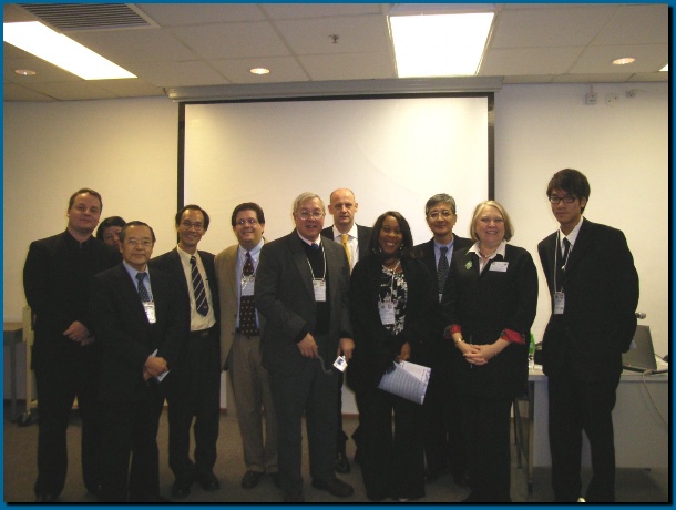 602x451 pixels (84K)